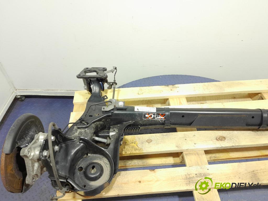 Opel Combo 2023 výstuha Pozastavenia: zad