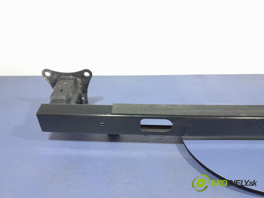 Opel Combo 2023 výstuha narazník zad