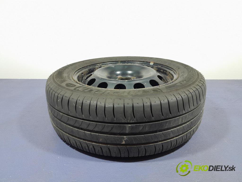 Opel Combo 2023 koleso Prístup: 