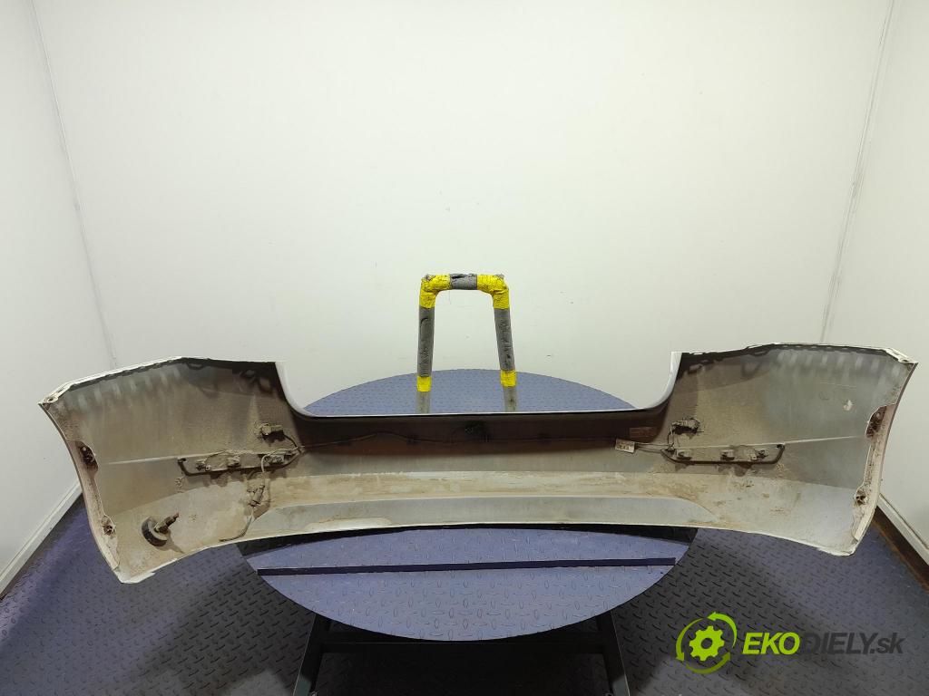 Skoda Fabia 2019 nárazník Zad: 