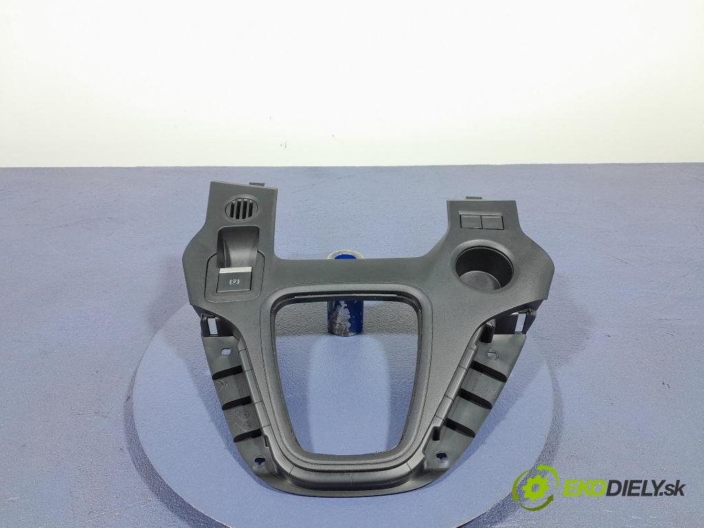 Opel Combo 2023 kryt Plast: Interiéry: 928001500ZD