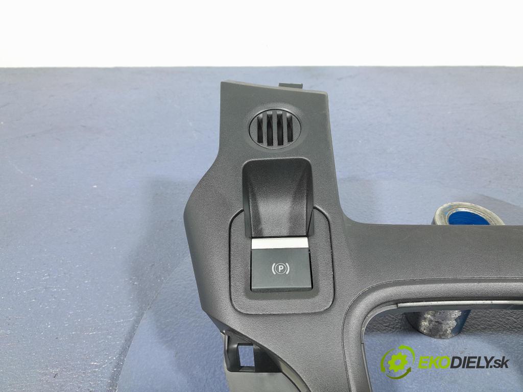 Opel Combo 2023 kryt Plast: Interiéry: 928001500ZD