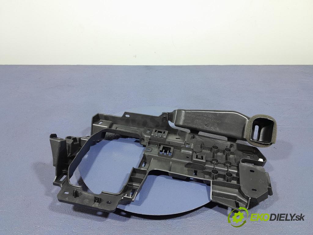 Opel Combo 2023 kryt Plast: Interiéry: 98205749