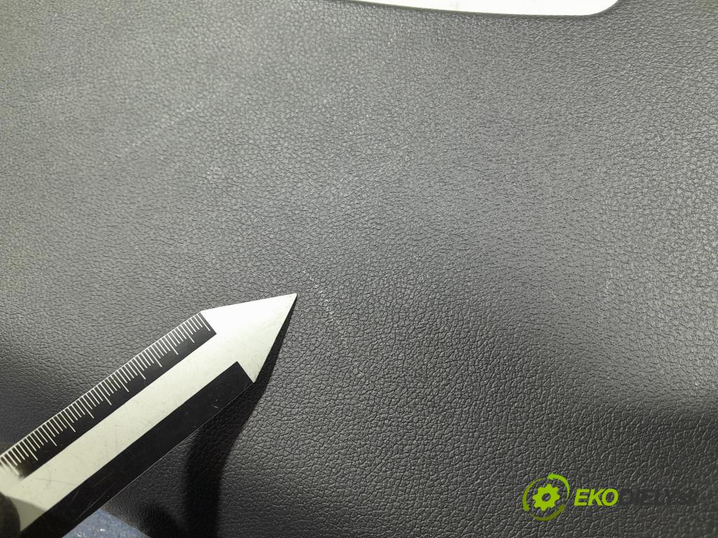 Opel Combo 2023 kryt Plast: Interiéry: 9816563977