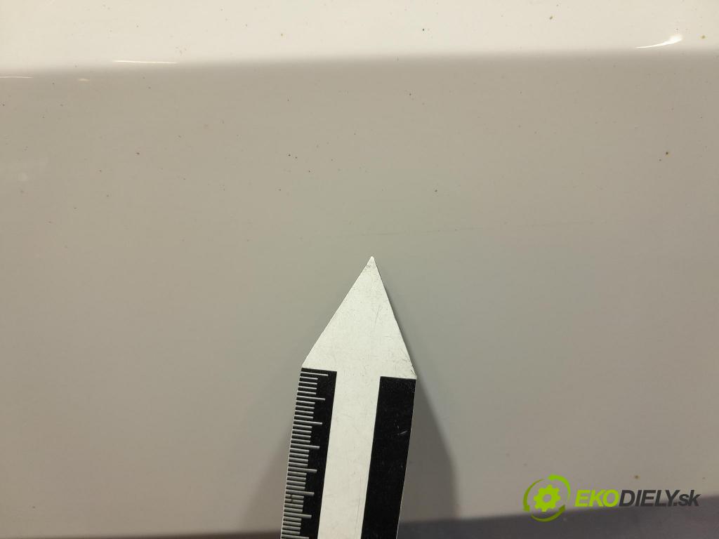 Skoda Fabia 2019 zadní dveře kufra: kufr