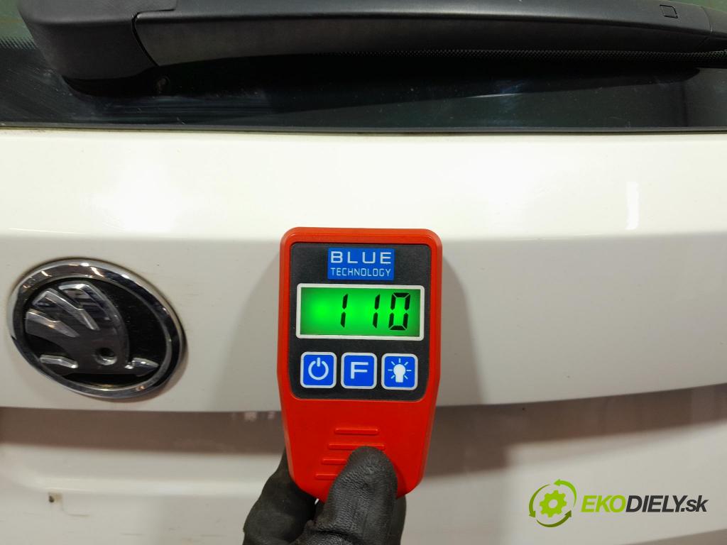 Skoda Fabia 2019 zadní dveře kufra: kufr