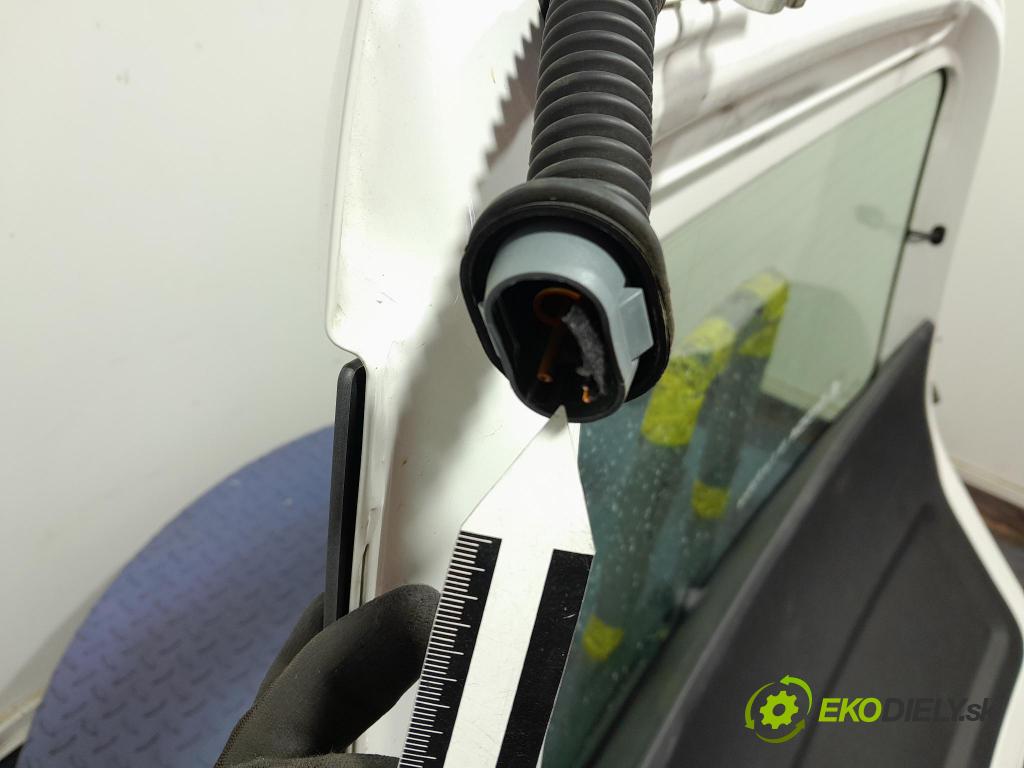 Skoda Fabia 2019 zadní dveře kufra: kufr