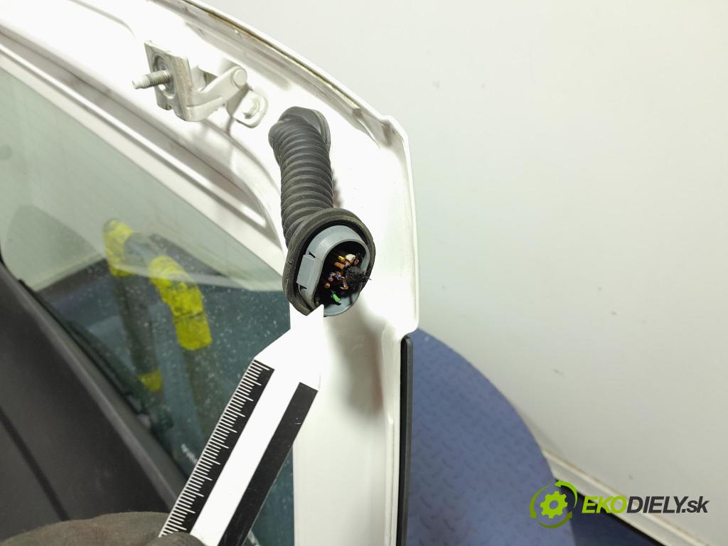 Skoda Fabia 2019 zadní dveře kufra: kufr 