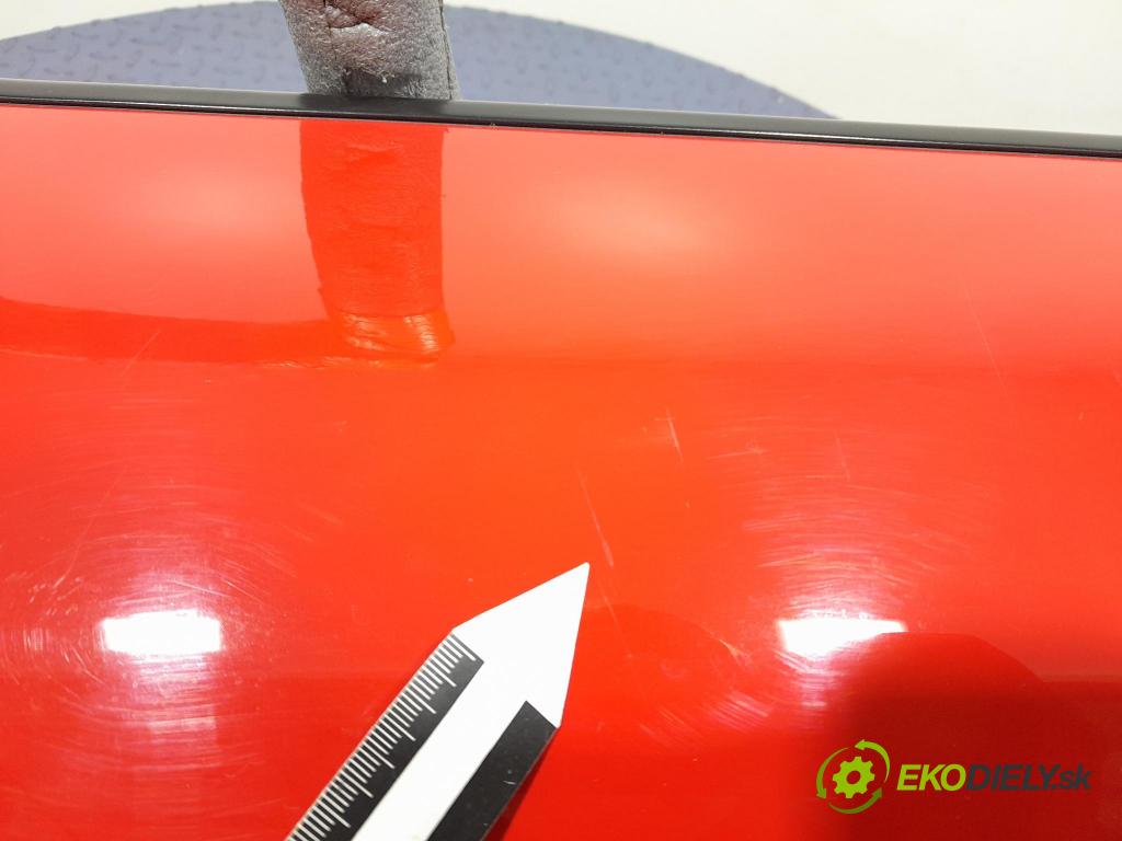 Porsche Cayman 2016 dveře před Vlevo, odjet: