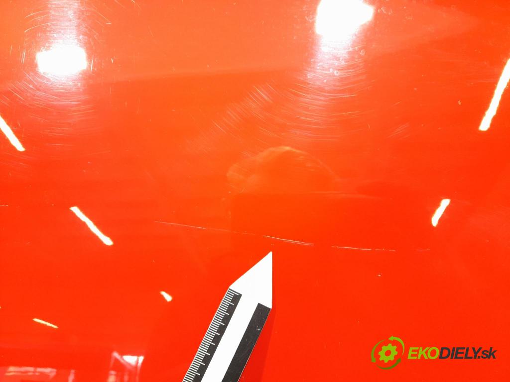 Porsche Cayman 2016 dveře před Vlevo, odjet: