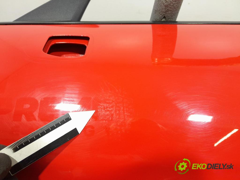 Porsche Cayman 2016 dveře před Vlevo, odjet: