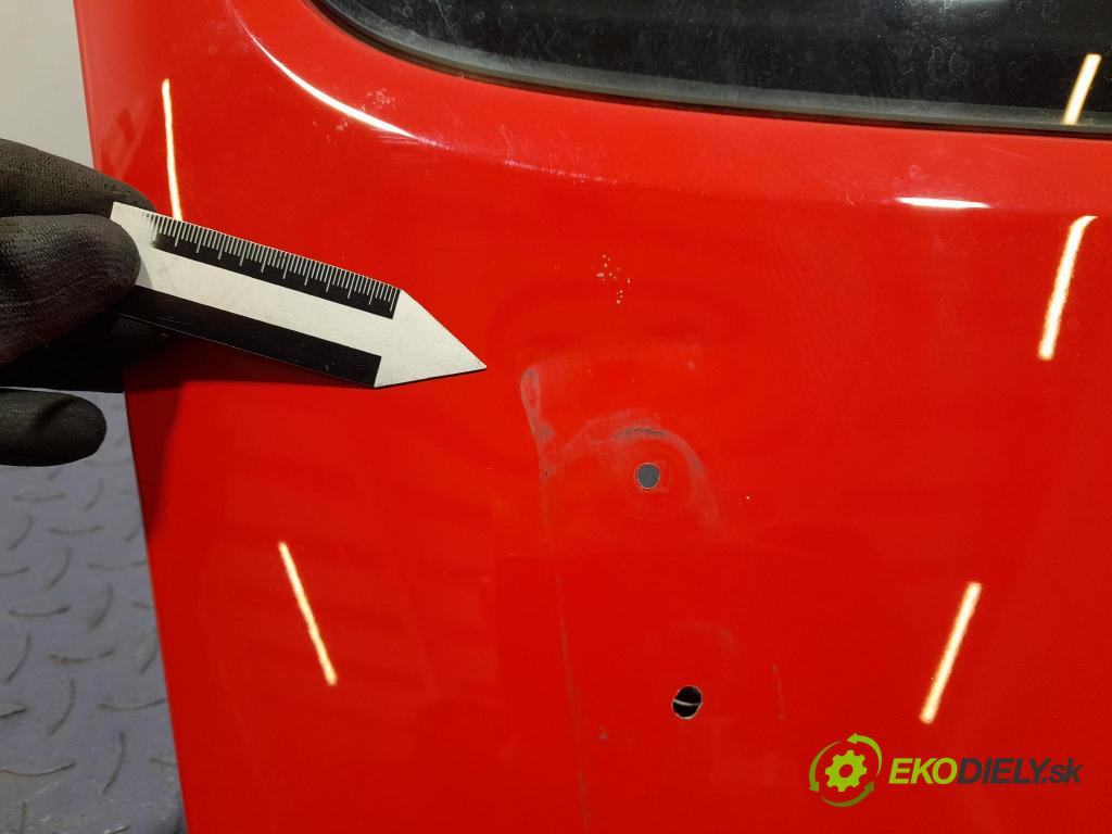 Porsche Cayman 2016 zadna dveře kufra: kufra: