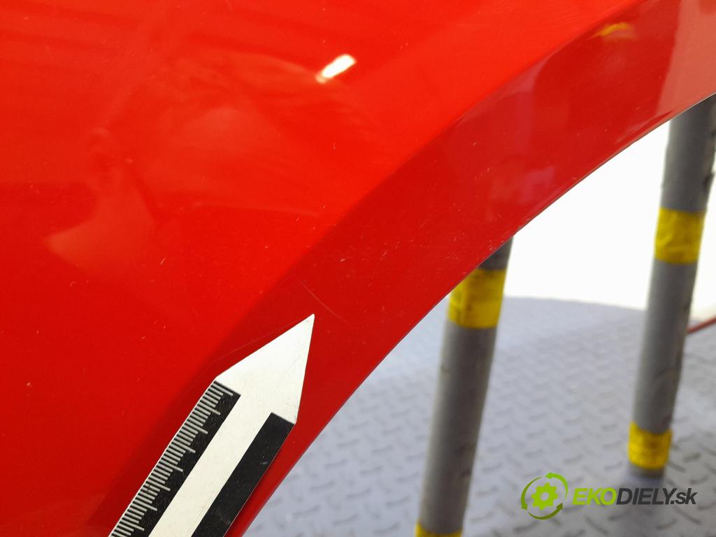 Porsche Cayman 2016 blatník Predné v pravo: