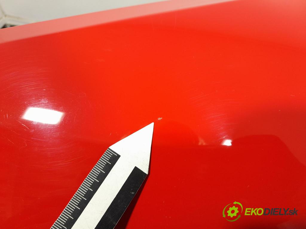 Porsche Cayman 2016 blatník Predné v pravo: