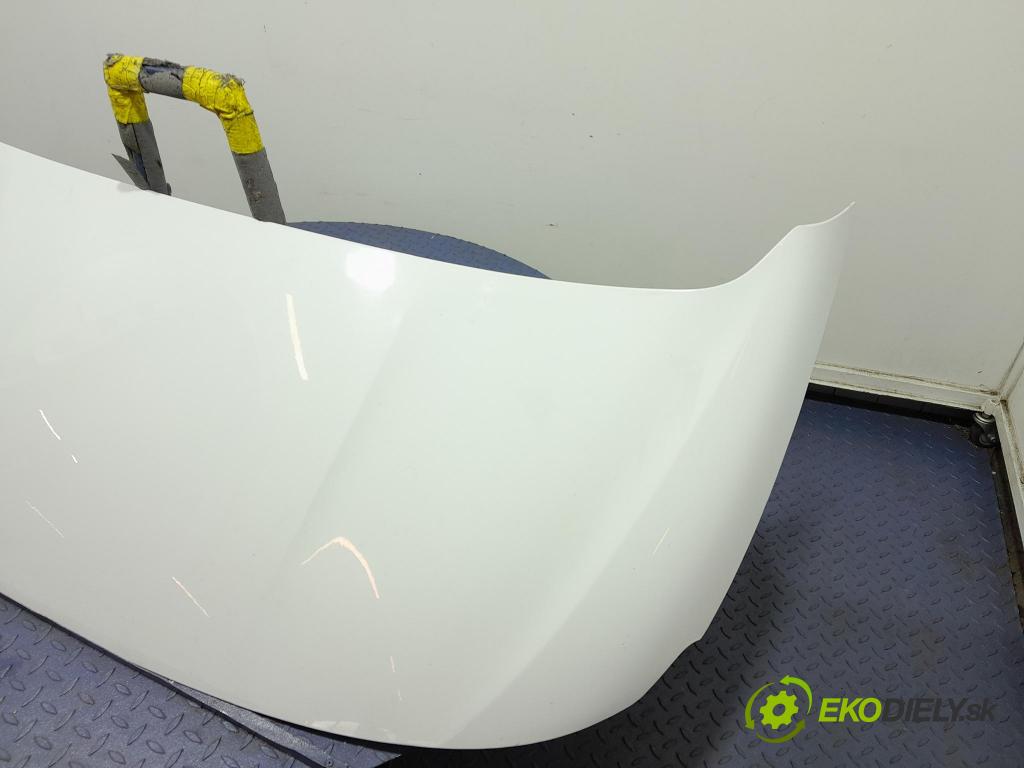 Opel Combo 2023 kapota přední: