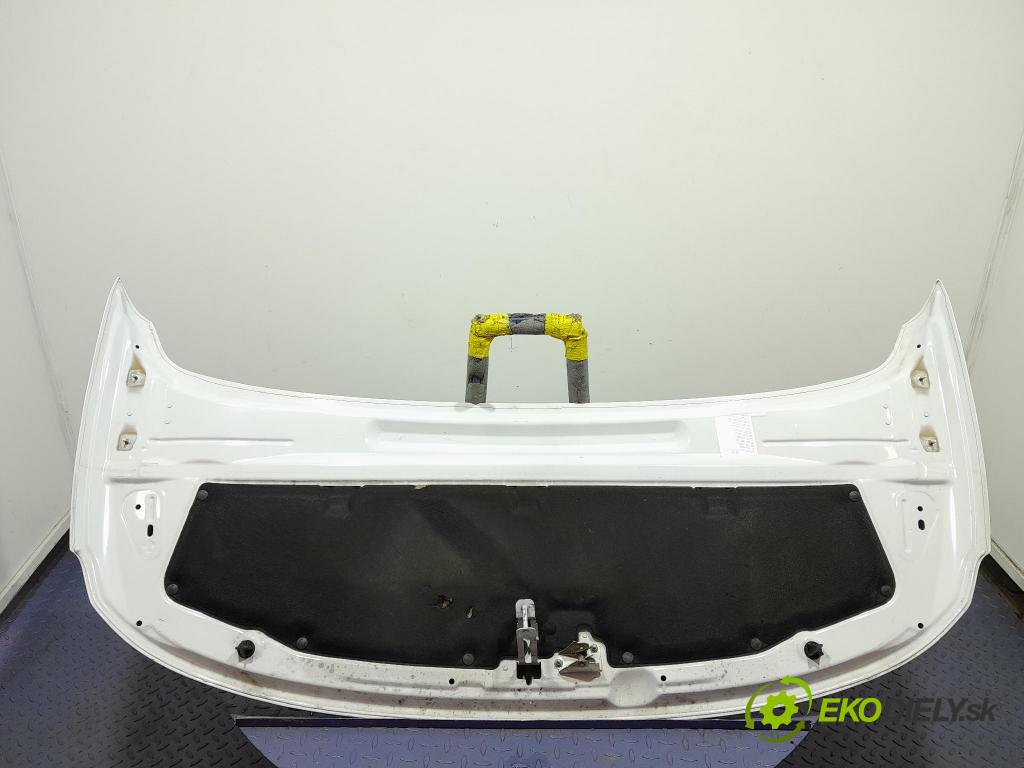 Opel Combo 2023 kapota přední: 