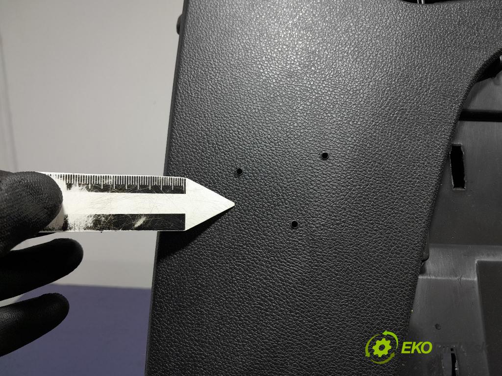 Opel Combo 2023 kokpit,pristrojová doska 98419671ZD