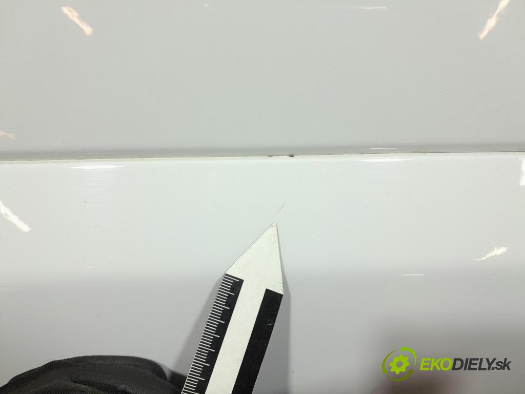 Opel Combo 2023 dvere Strana: Posuvné: pravé