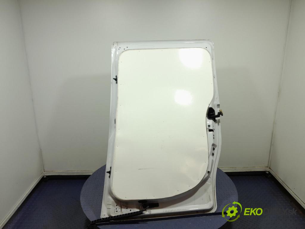 Opel Combo 2023 dvere Strana: Posuvné: pravé 