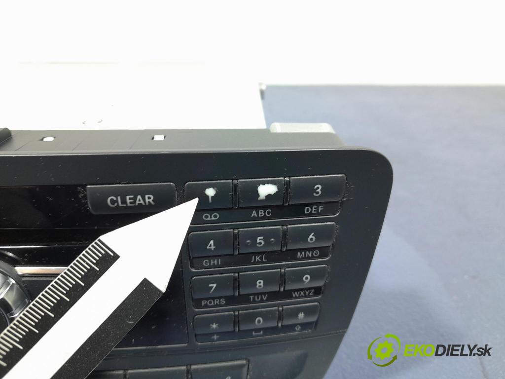 Mercedes A-klasa 2014 Radio I Navigácia: A2469009412