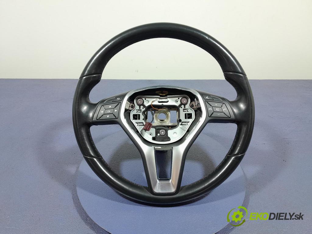 Mercedes A-klasa 2014 volant
