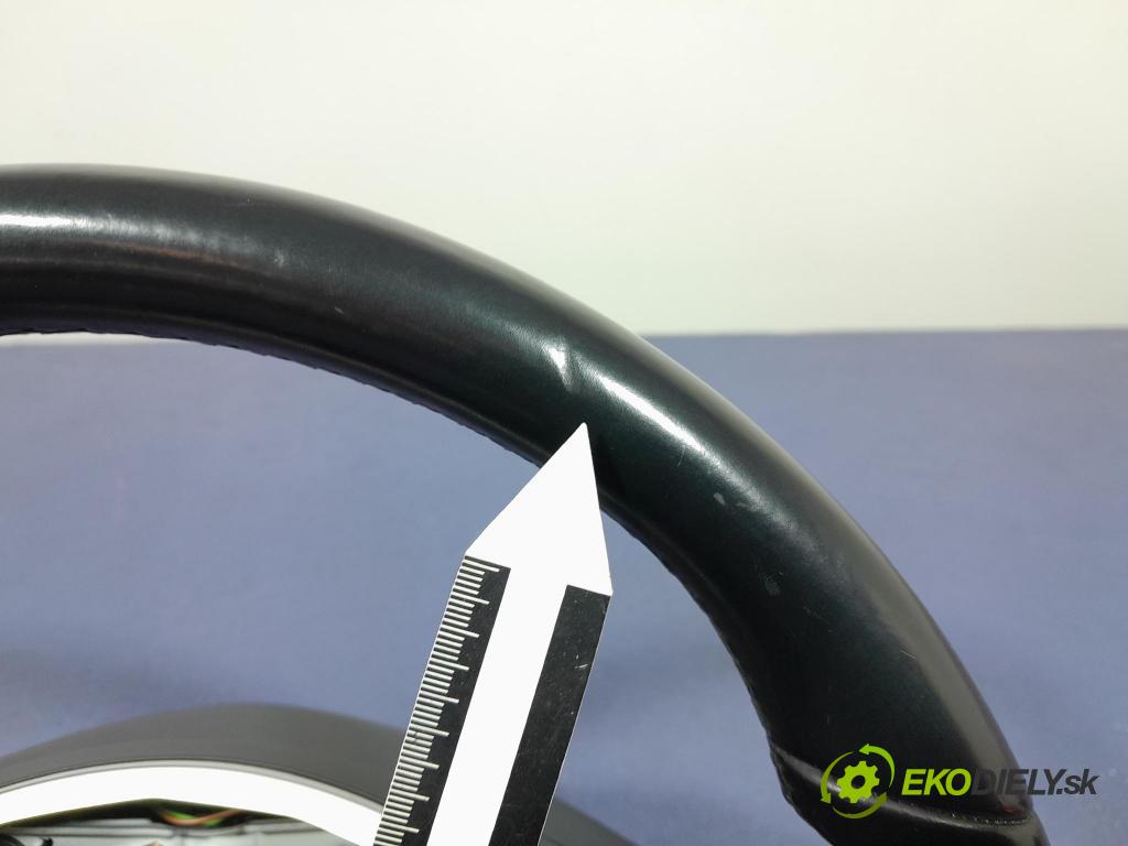 Mercedes A-klasa 2014 volant