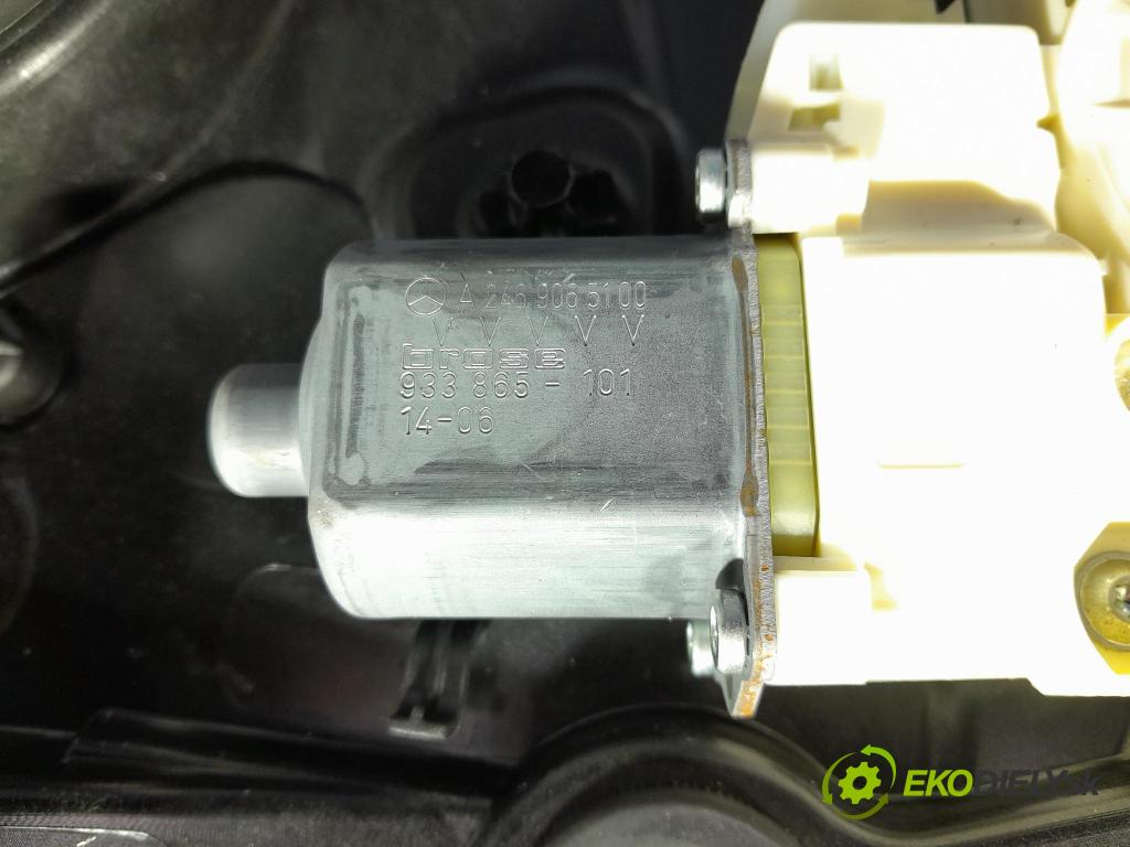 Mercedes A-klasa 2014 mechanizmus okna Okná: Predné Vľavo: