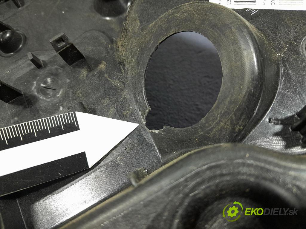 Mercedes A-klasa 2014 mechanismus stahování Sklenka: Zad: Levý: 