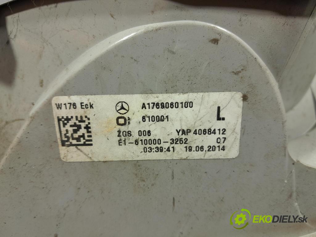 Mercedes A-klasa 2014 svetlo / reflektor zad ľavá Vonkajsia: A1769060100