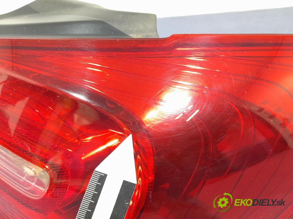 Mercedes A-klasa 2014 svetlo / reflektor zad Prava: Vonkajsia: A1769060200