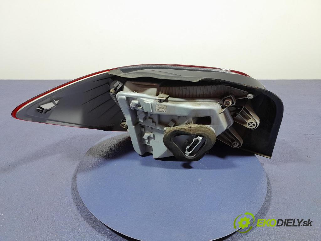 Mercedes A-klasa 2014 svetlo / reflektor zad Prava: Vonkajsia: A1769060200