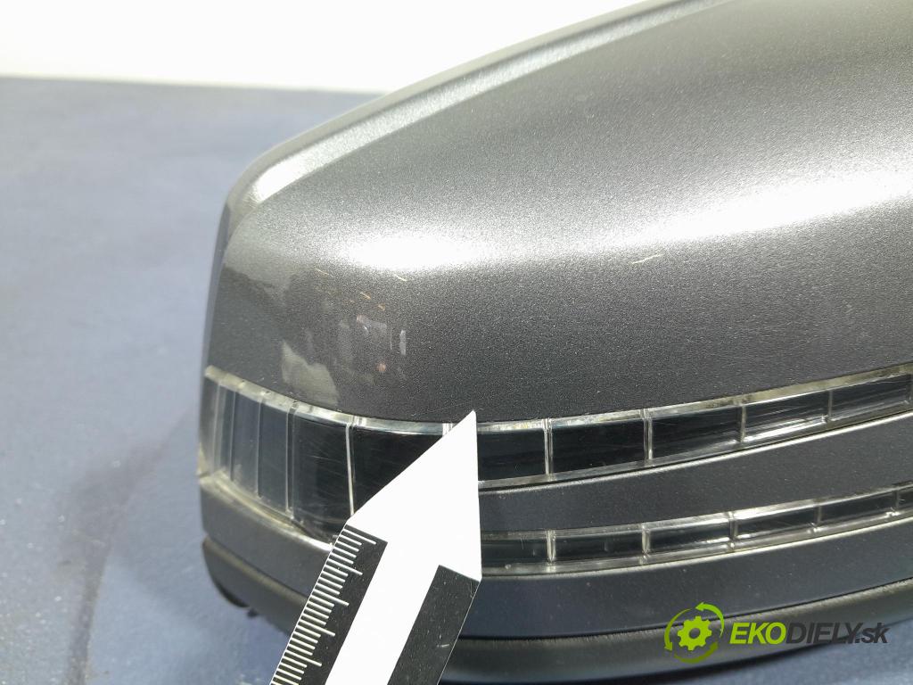 Mercedes A-klasa 2014 zrkadlo pravé