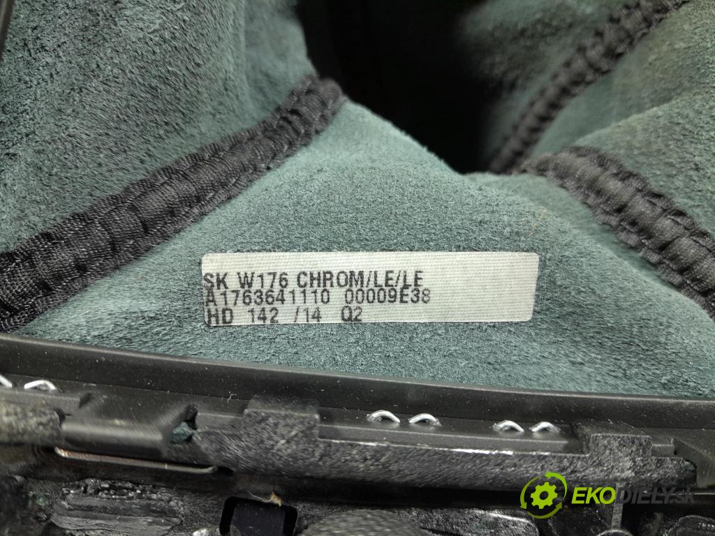 Mercedes A-klasa 2014 kryt Plast: Interiéry: A1766807100