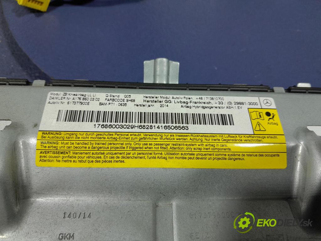 Mercedes A-klasa 2014 kokpit,pristrojová doska