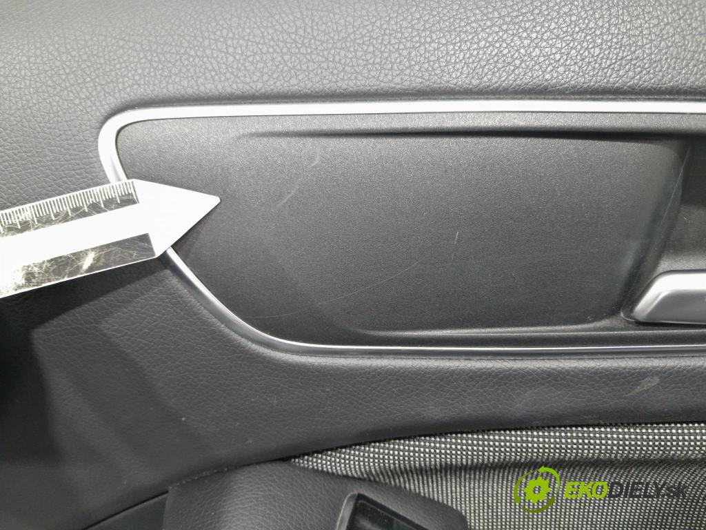 Mercedes A-klasa 2014 sedačke: Soubor.