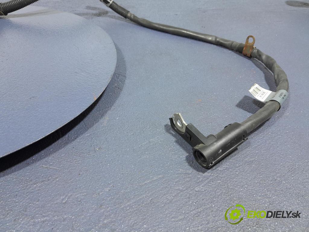 Mercedes A-klasa 2014 inštalácia Elektrický: A2465407732