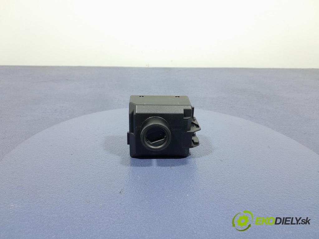 Mercedes A-klasa 2014 Spínač zapaľovania: A2469051202