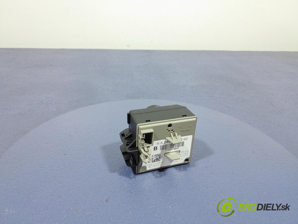 Mercedes A-klasa 2014 Spínač zapaľovania: A2469051202