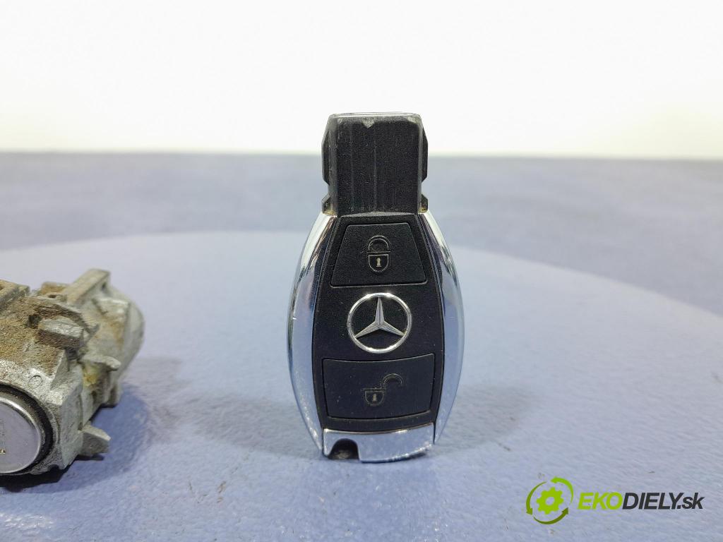 Mercedes A-klasa 2014 Spínač zapaľovania: 2010DJ1439