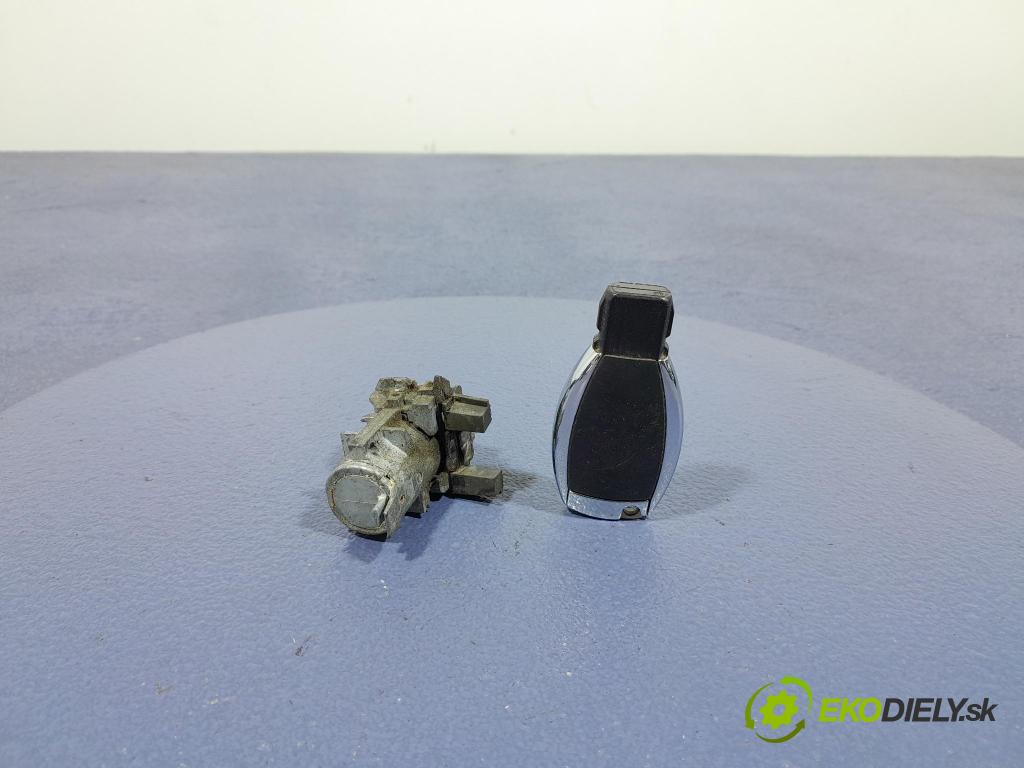 Mercedes A-klasa 2014 Spínač zapaľovania: 2010DJ1439