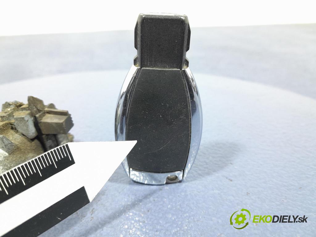 Mercedes A-klasa 2014 Spínač zapaľovania: 2010DJ1439