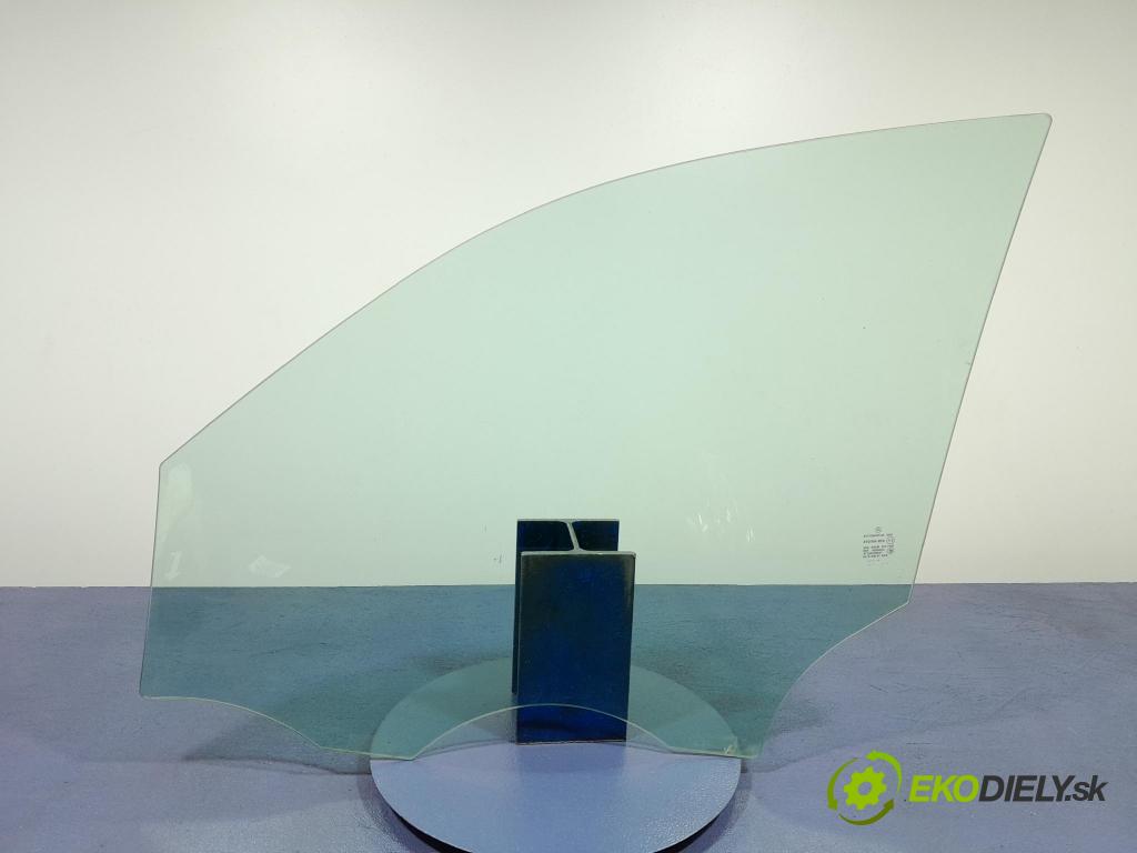 Mercedes GL 2014 sklo dvere Predné Prava: 