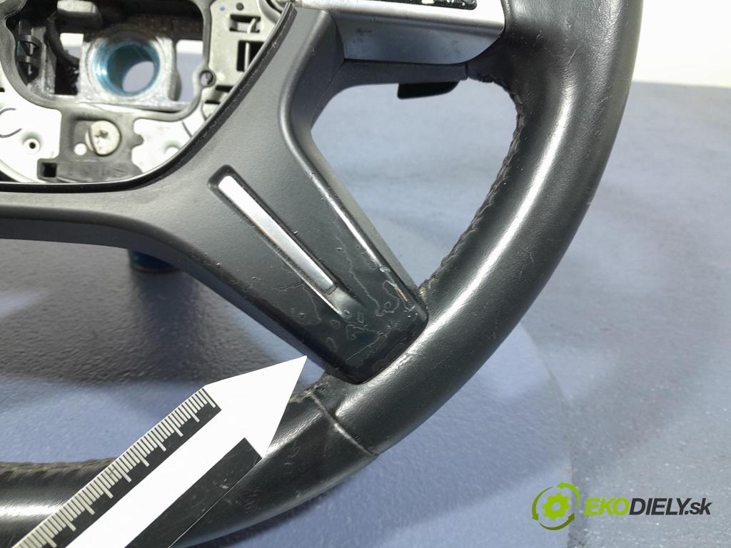 Mercedes GL 2014 volant