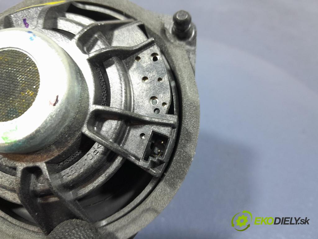 Mercedes GL 2014 Reproduktor / Subwoofer: A2318201302