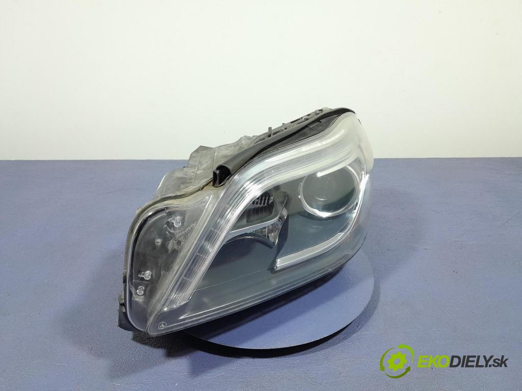 Mercedes GL 2014 Reflektor: Vľavo: A1668203859