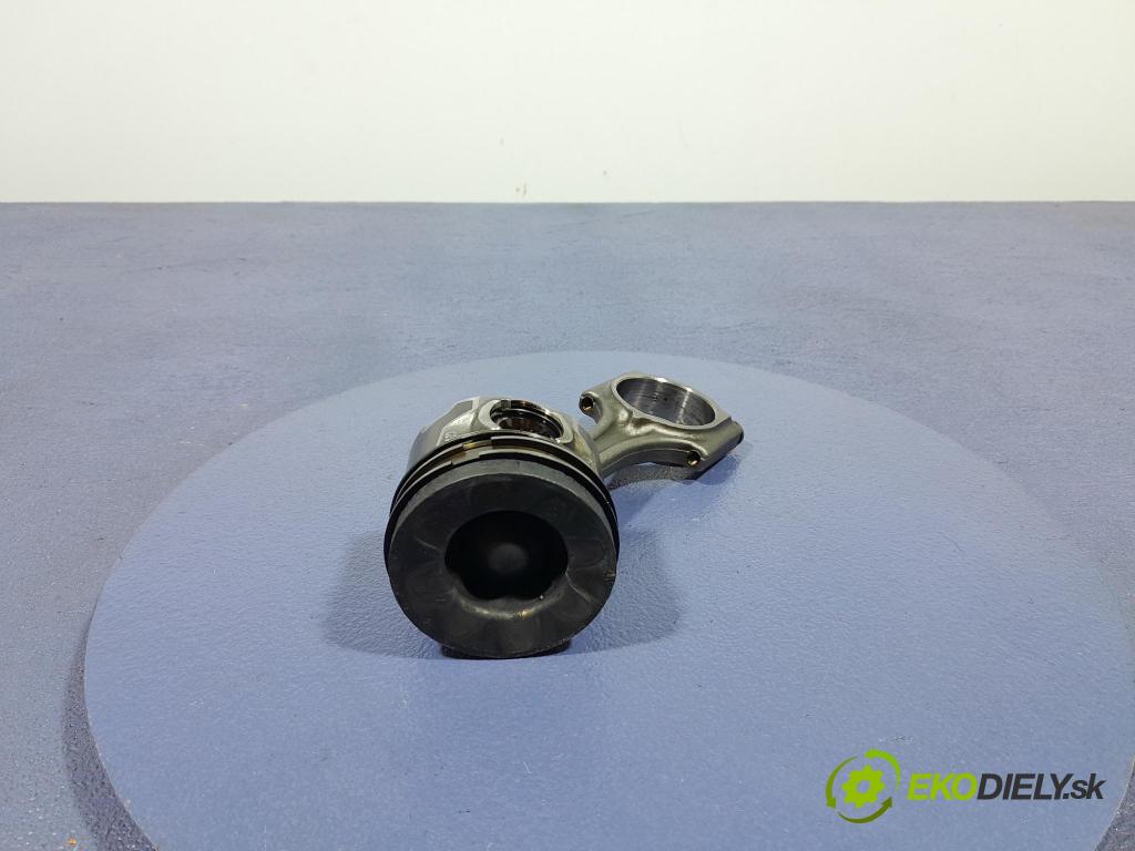 Opel Combo 2023 piest 9818178480