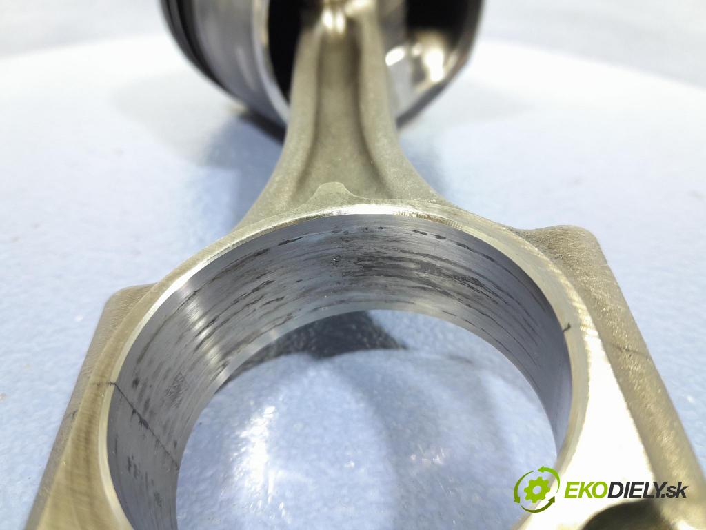 Opel Combo 2023 piest 9818178480