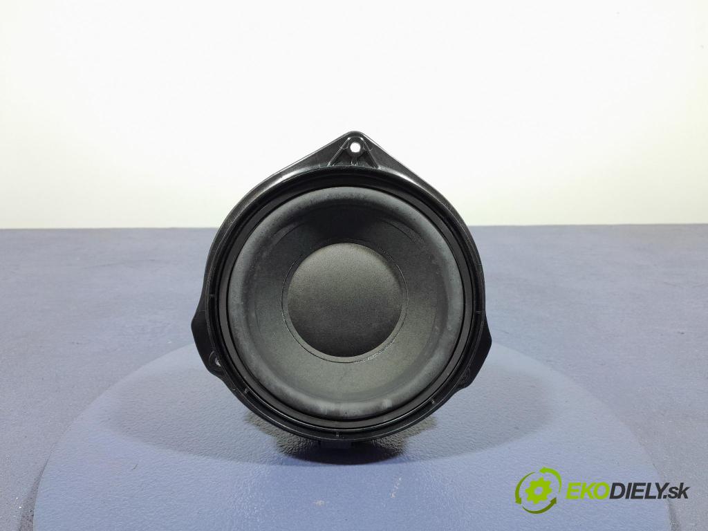 Mercedes GL 2014 Reproduktor / Subwoofer: A1668202002