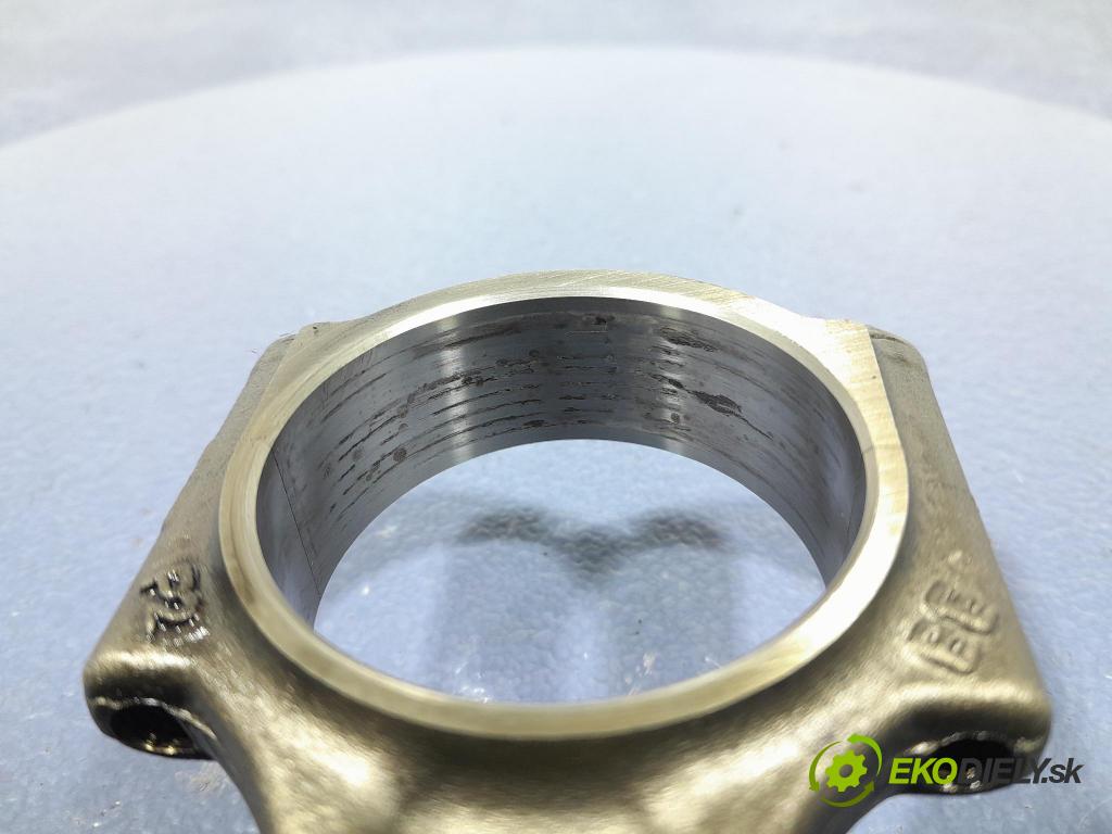 Opel Combo 2023 piest 9818178480