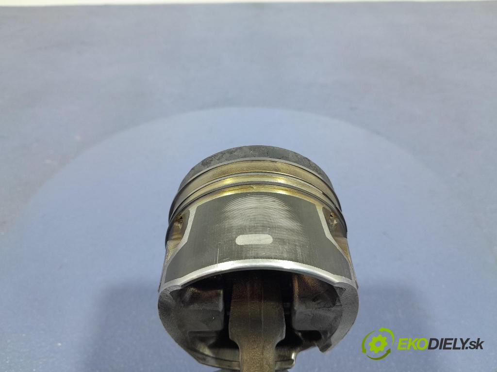 Opel Combo 2023 piest 9818178480